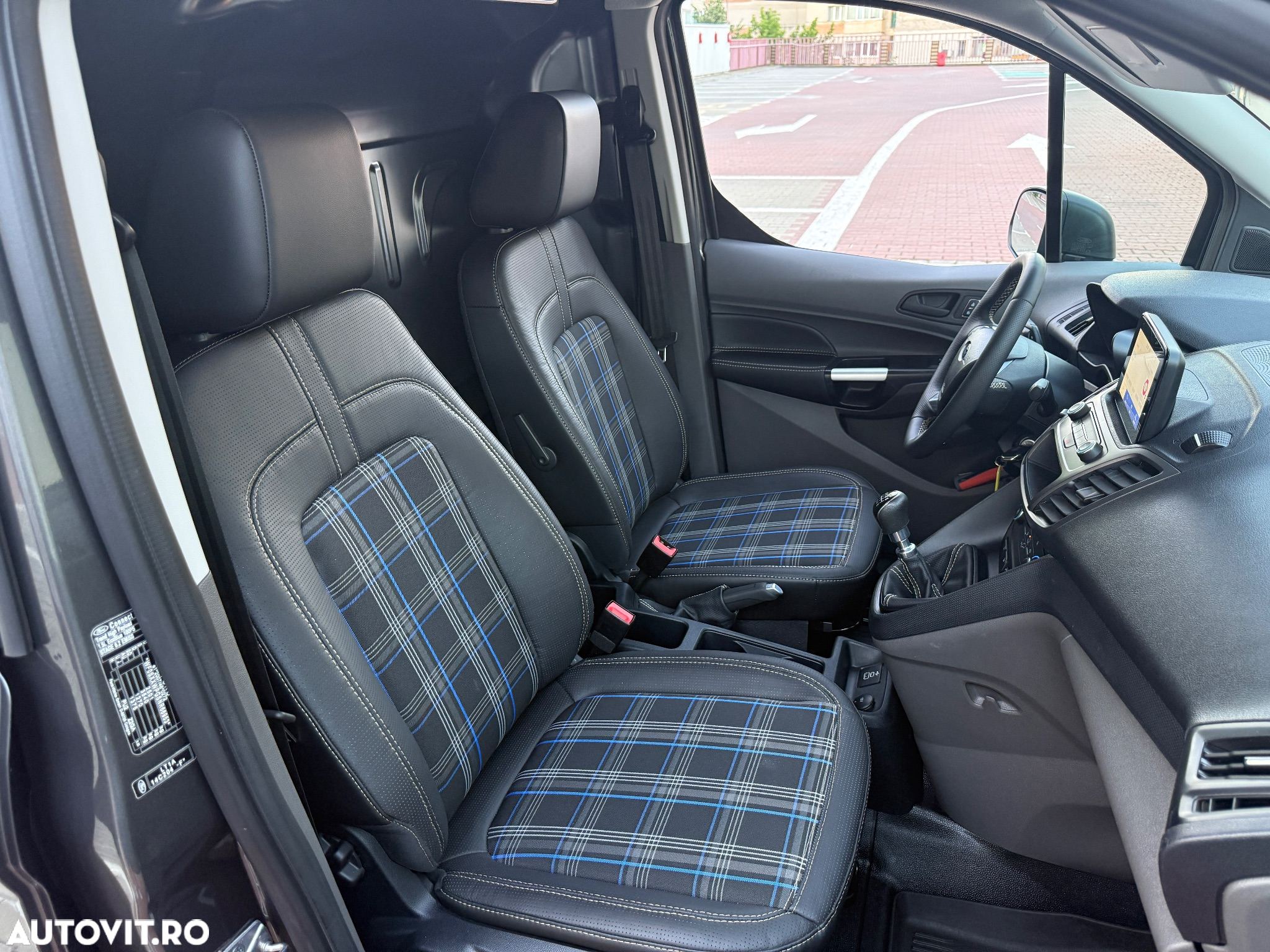 Ford Transit Connect 240 L2 Trend - 24