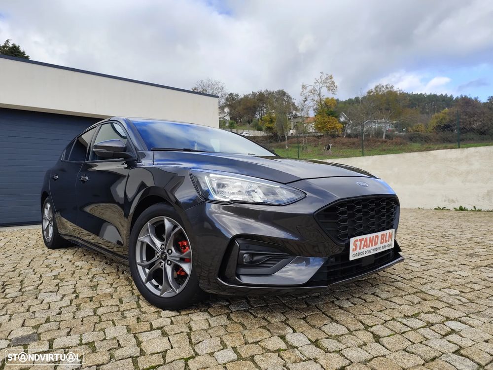 Ford Focus 1.0 EcoBoost MHEV ST-Line - 2