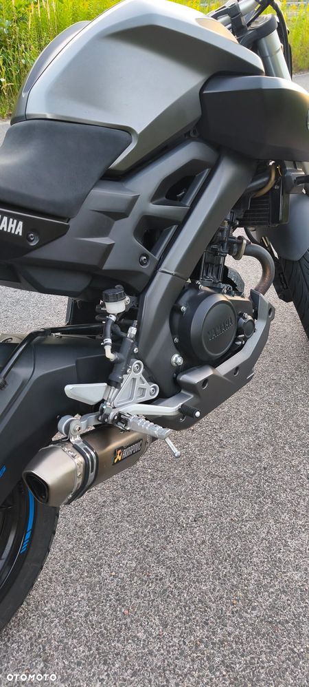 Yamaha MT - 4