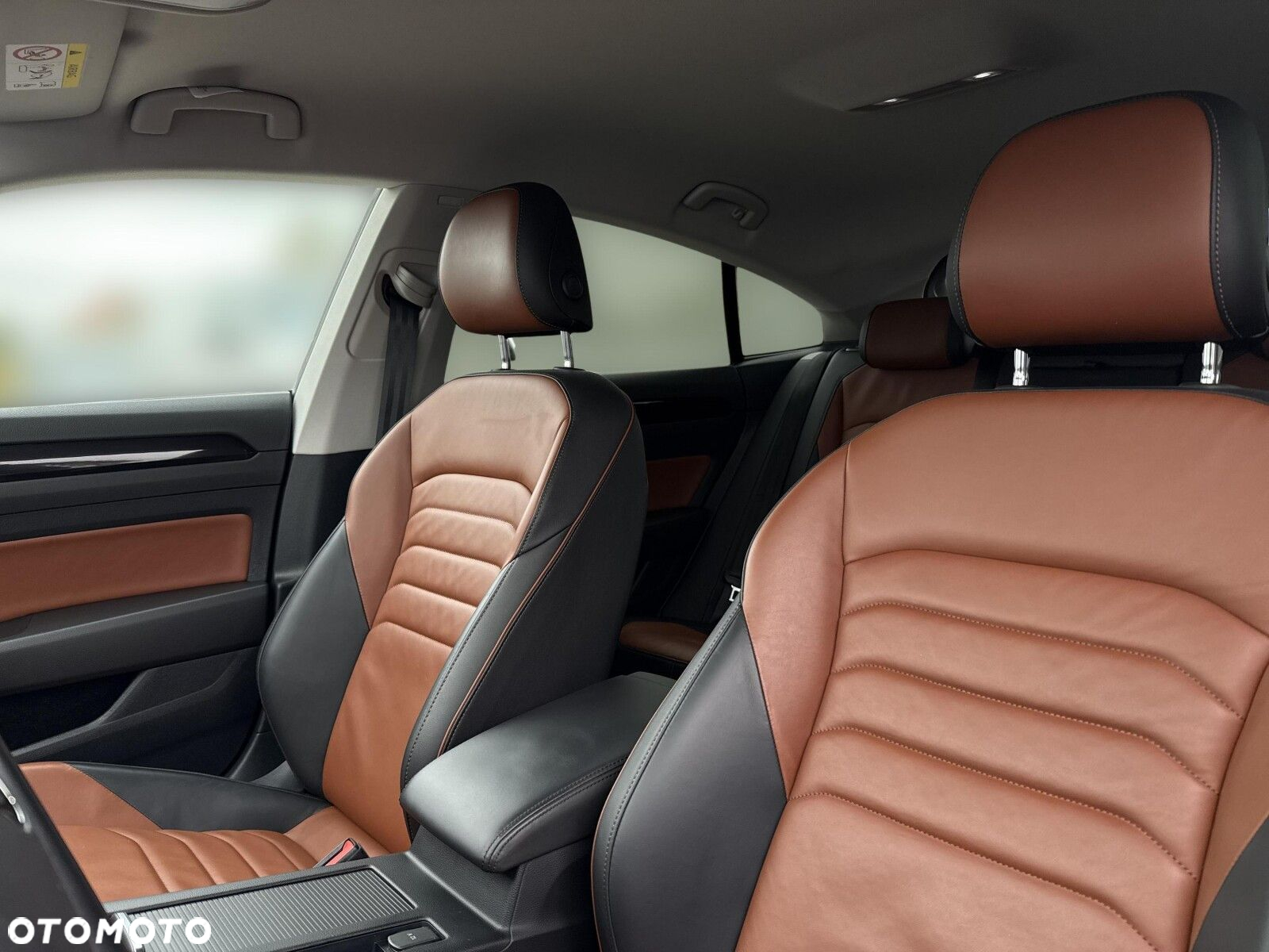 Volkswagen Arteon 2.0 TSI Elegance DSG - 12