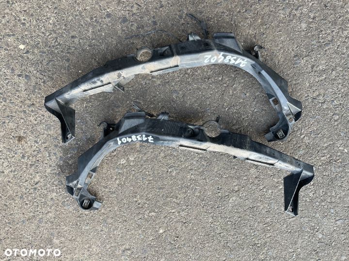 Ślizg mocowanie lampy przedniej lewej Bmw e90 e91 lift lci - 1