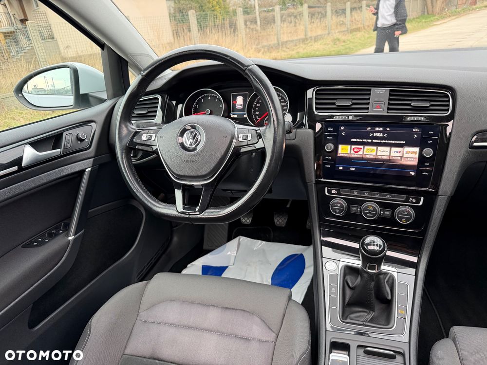 Volkswagen Golf 1.5 TSI ACT (BlueMotion Technology) Highline - 31