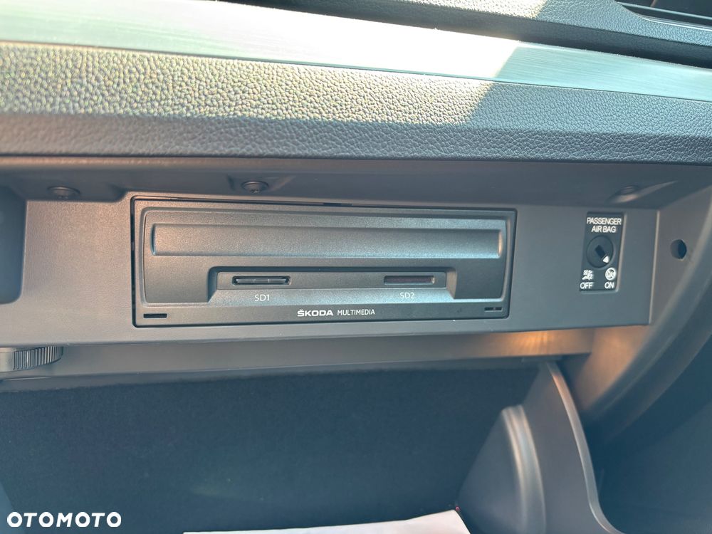 Skoda Superb 1.8 TSI Ambition - 32
