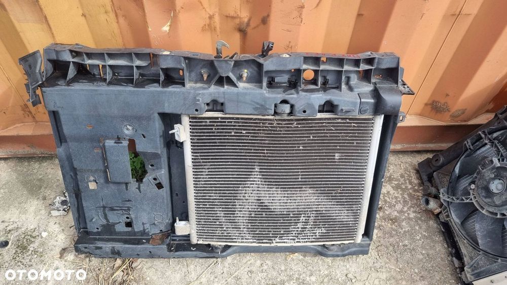 citroen c3 ii 1.2 1.4 benzyna pas przedni chłodnica wody wentylator - 1