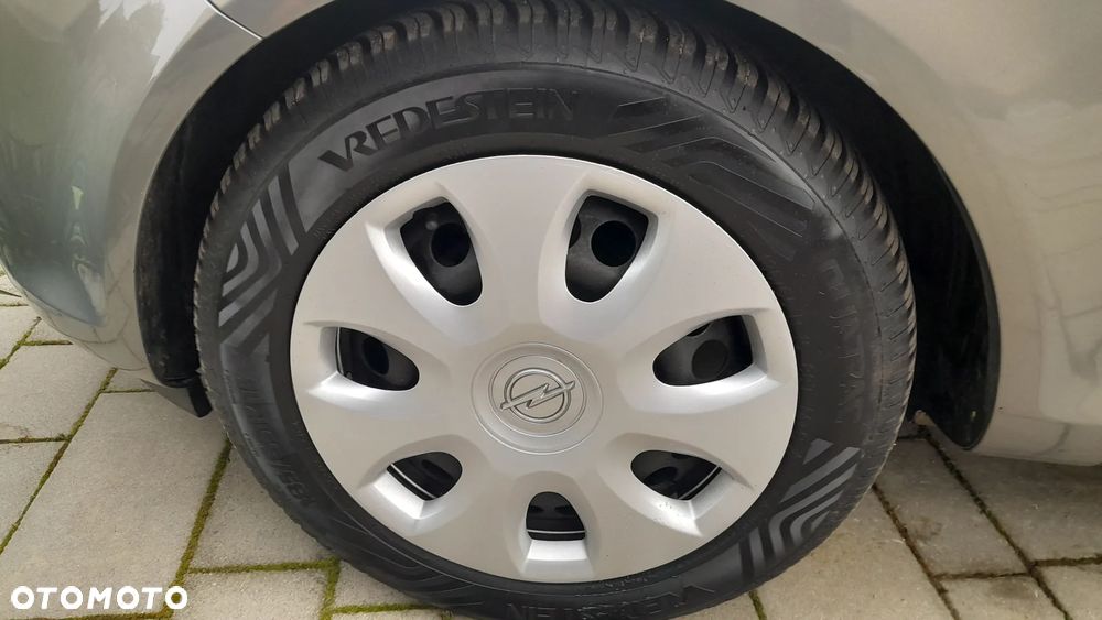 Opel Corsa 1.4 16V Color Edition - 11