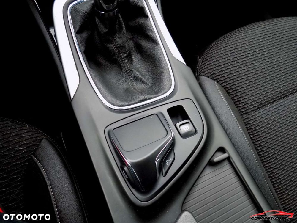 Opel Insignia - 27