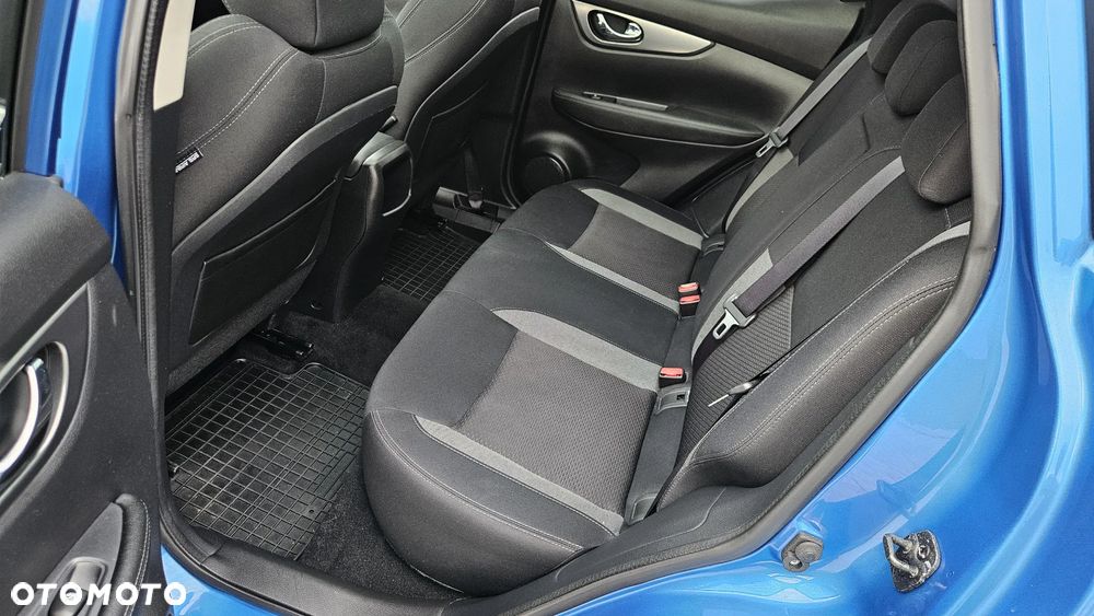 Nissan Qashqai 1.7 dCi N-CONNECTA - 17