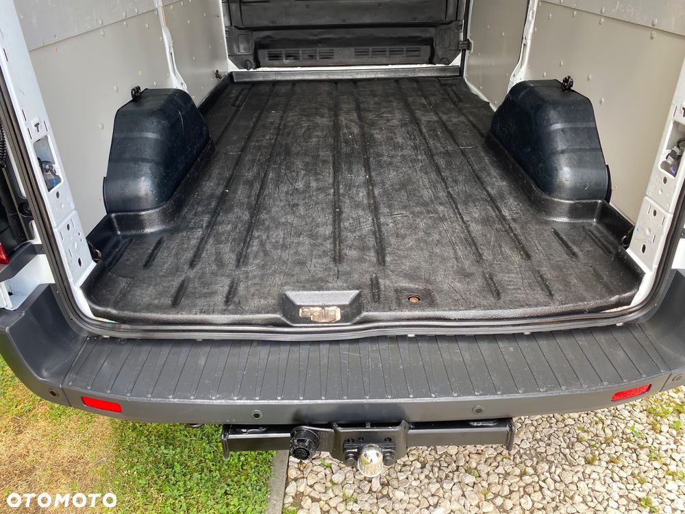 Ford TRANSIT, zakupiony w salonie w Rzeszowie, serwisowany, bezwypadkowy - 16