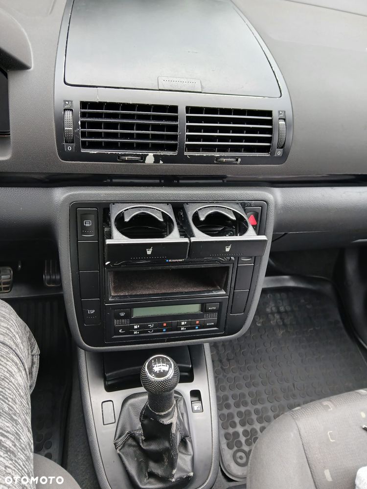 Volkswagen Sharan 1.9 TDI Comfortline - 5