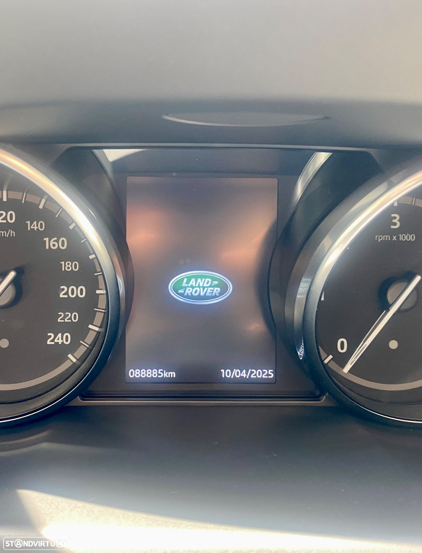 Land Rover Discovery Sport 2.0 TD4 HSE Luxury - 4
