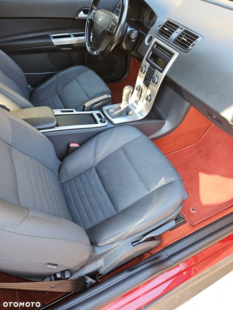 Volvo C30 1.8 Momentum - 10