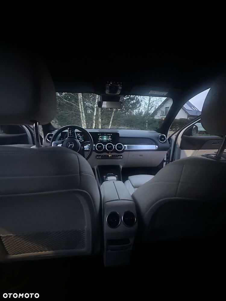 Mercedes-Benz GLB 200 d Progressive 8G-DCT - 8