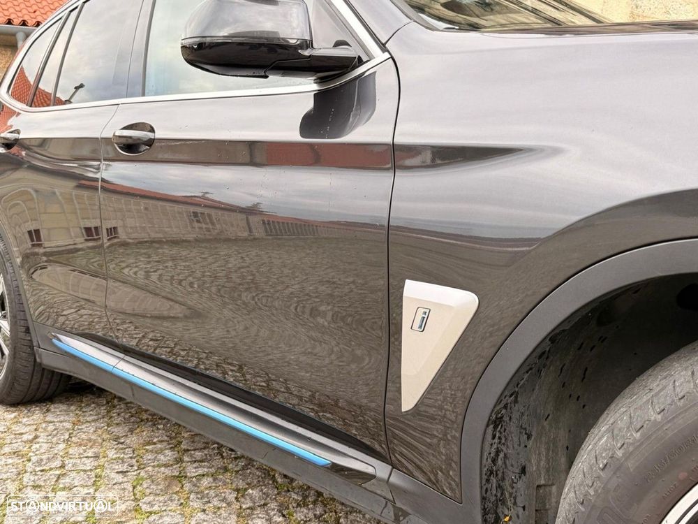 BMW iX3 Inspiring - 27