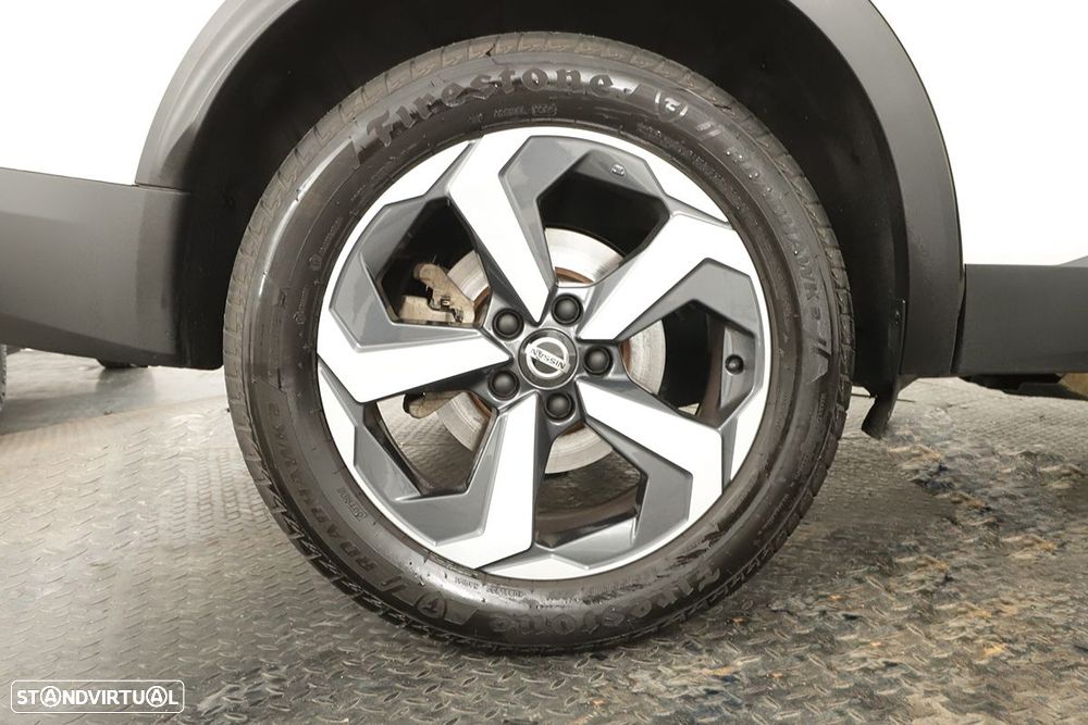 Nissan Qashqai 1.3 DIG-T N-Connecta - 5