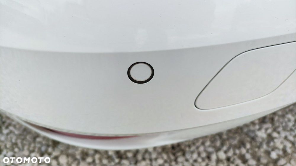 Renault Megane ENERGY TCe 140 EDC BUSINESS - 23