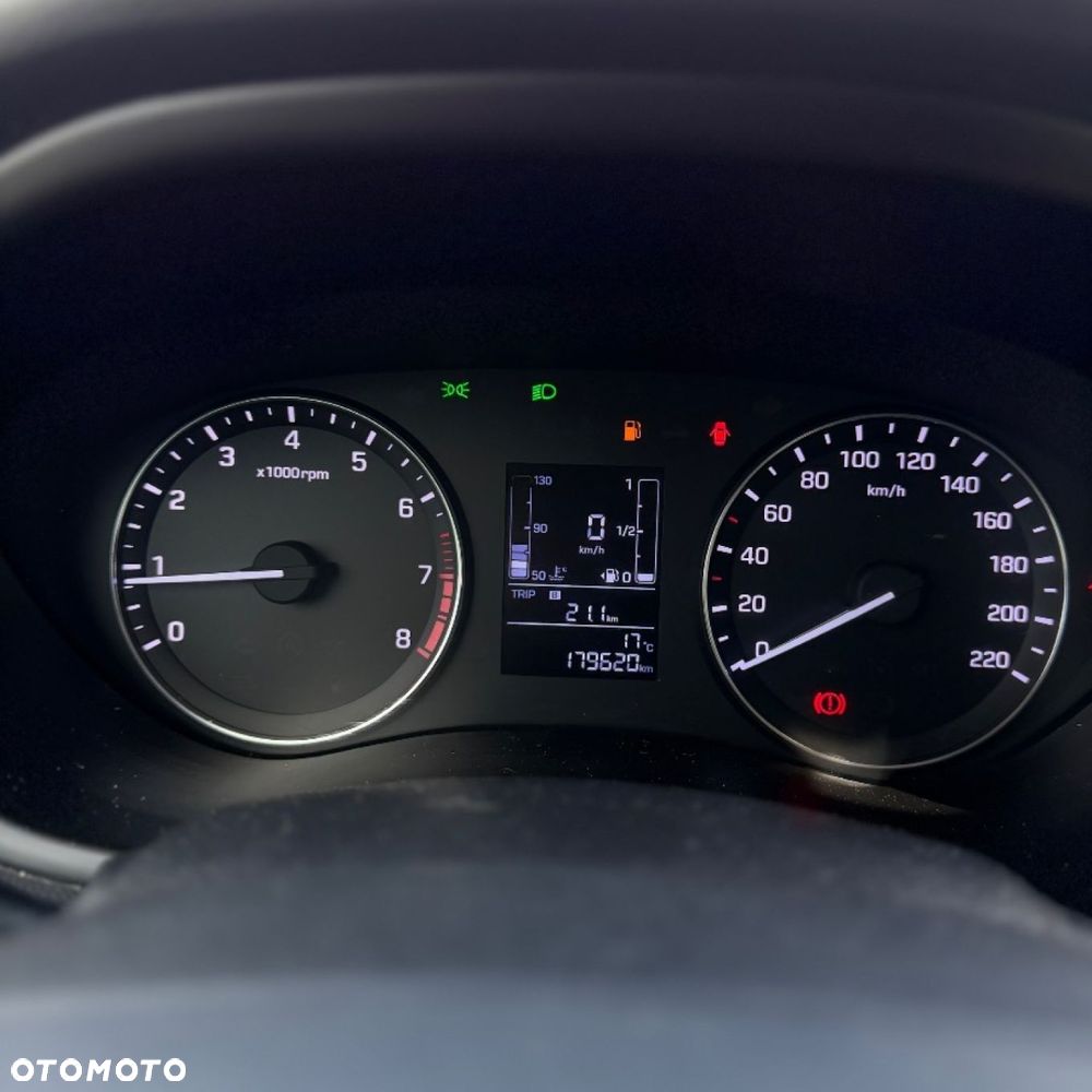 Hyundai i20 - 21