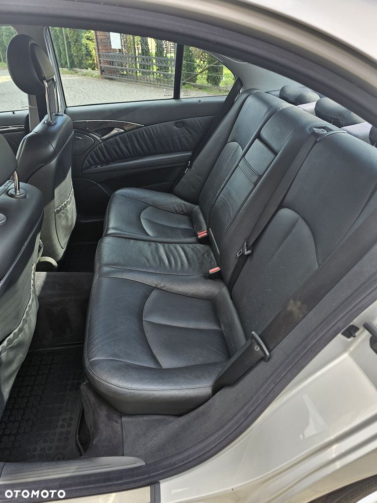 Mercedes-Benz Klasa E 320 CDI Avantgarde DPF - 11