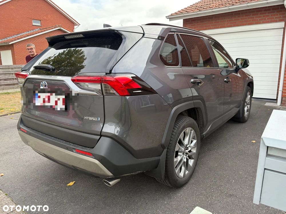 Toyota RAV4 - 3