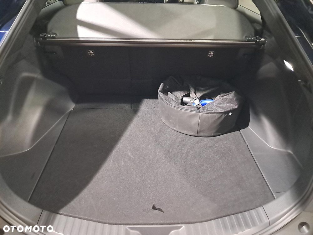 Toyota bZ4X 71.4kWh Prestige - 11