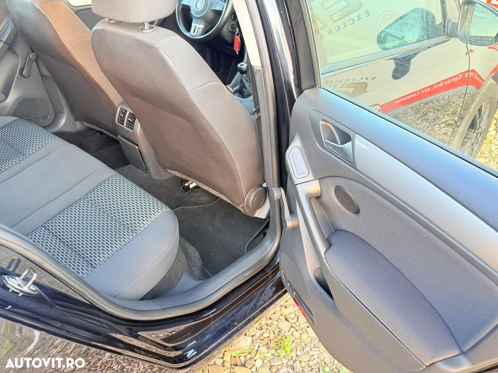 VOLKSWAGEN Golf 2011 — imagine 14