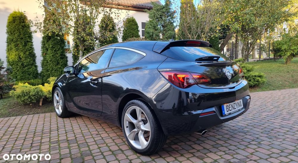 Opel Astra GTC 1.4 Turbo Innovation - 26