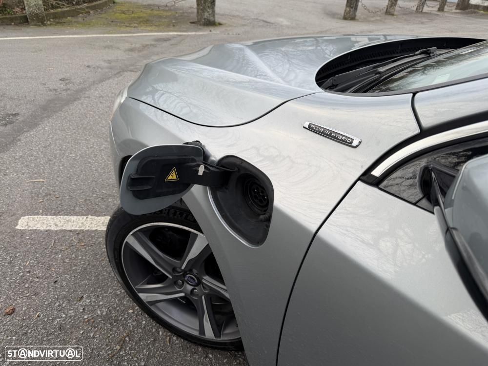 Volvo V60 D6 Plug-In-Hybrid AWD Geartronic Pure Limited - 17