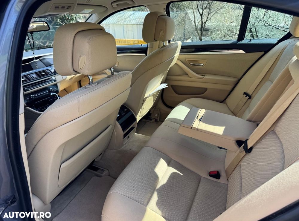 BMW Seria 5 520d xDrive - 5
