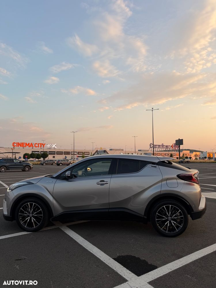 Toyota C-HR Lounge - 8