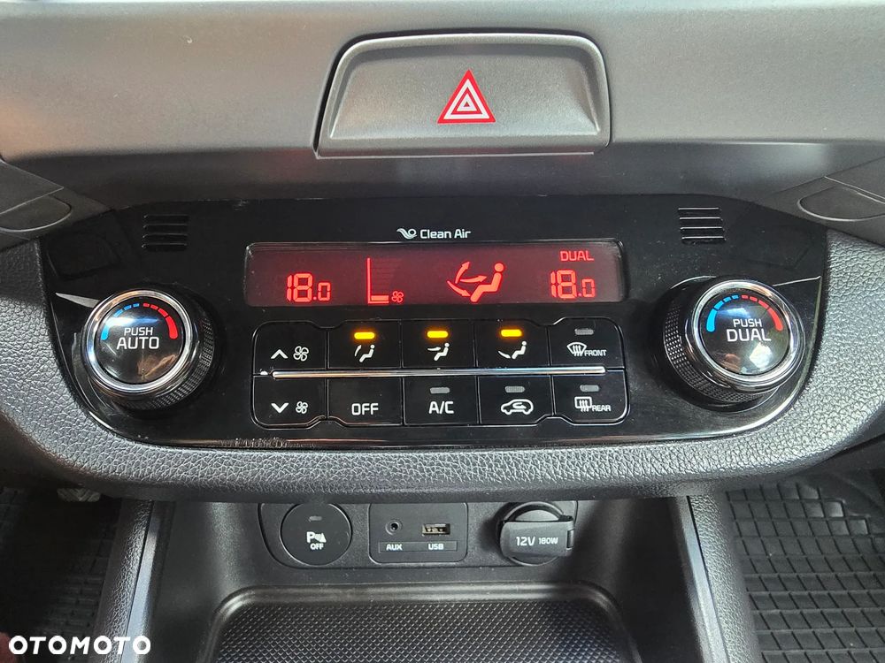 Kia Sportage 1.6 GDI Business Line L 2WD - 26