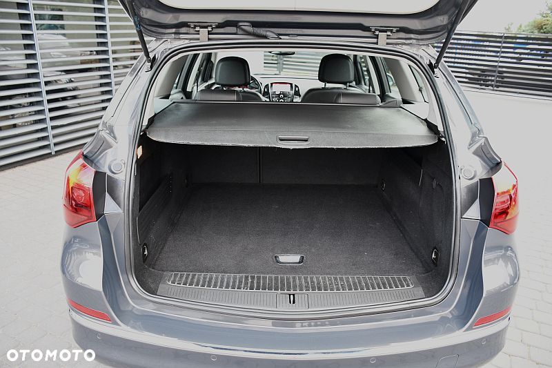 Opel Astra 1.4 Turbo Cosmo - 23