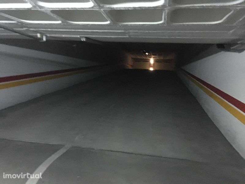 Garagem,  Box  20m2 - Grande imagem: 5/10