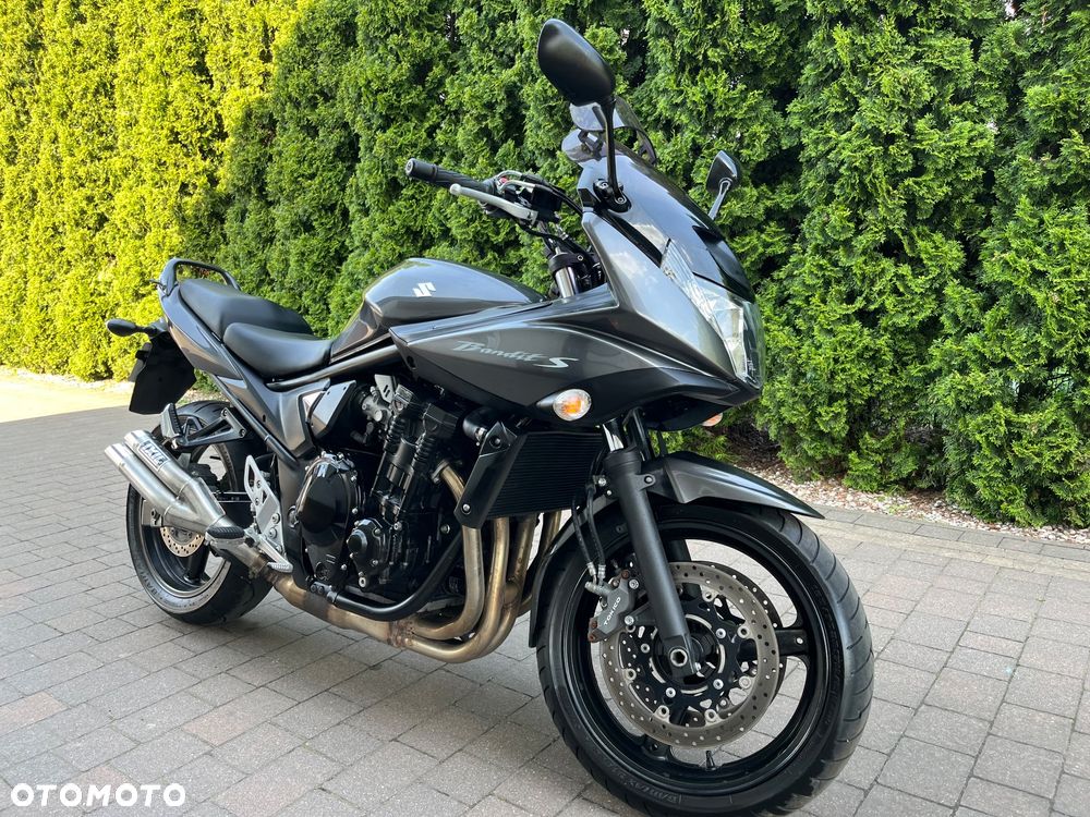 Suzuki Bandit - 2