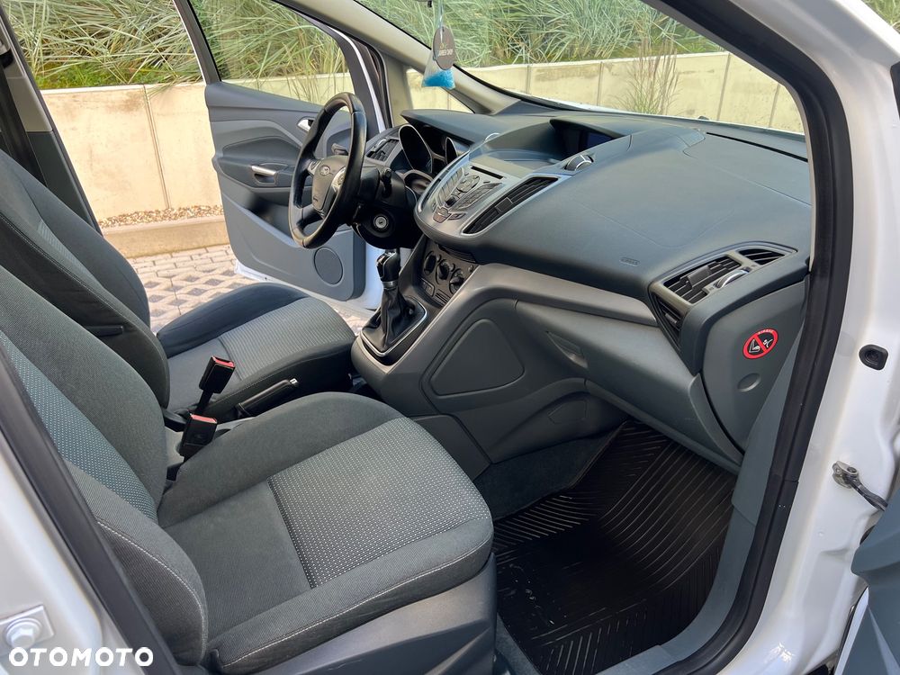 Ford C-MAX - 10