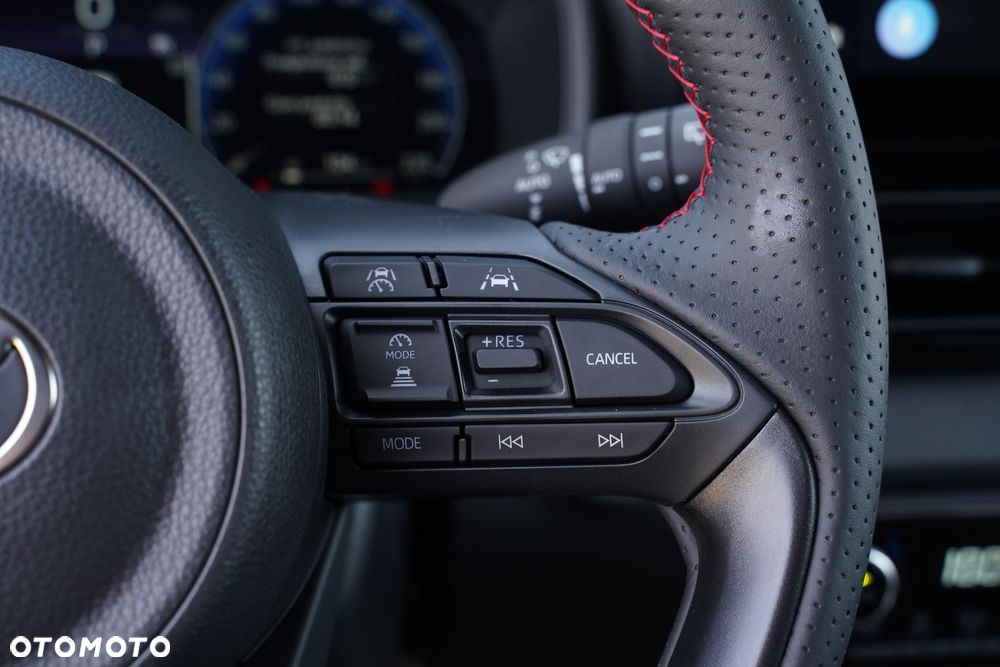 Toyota Yaris Hybrid 1.5 GR Sport - 15