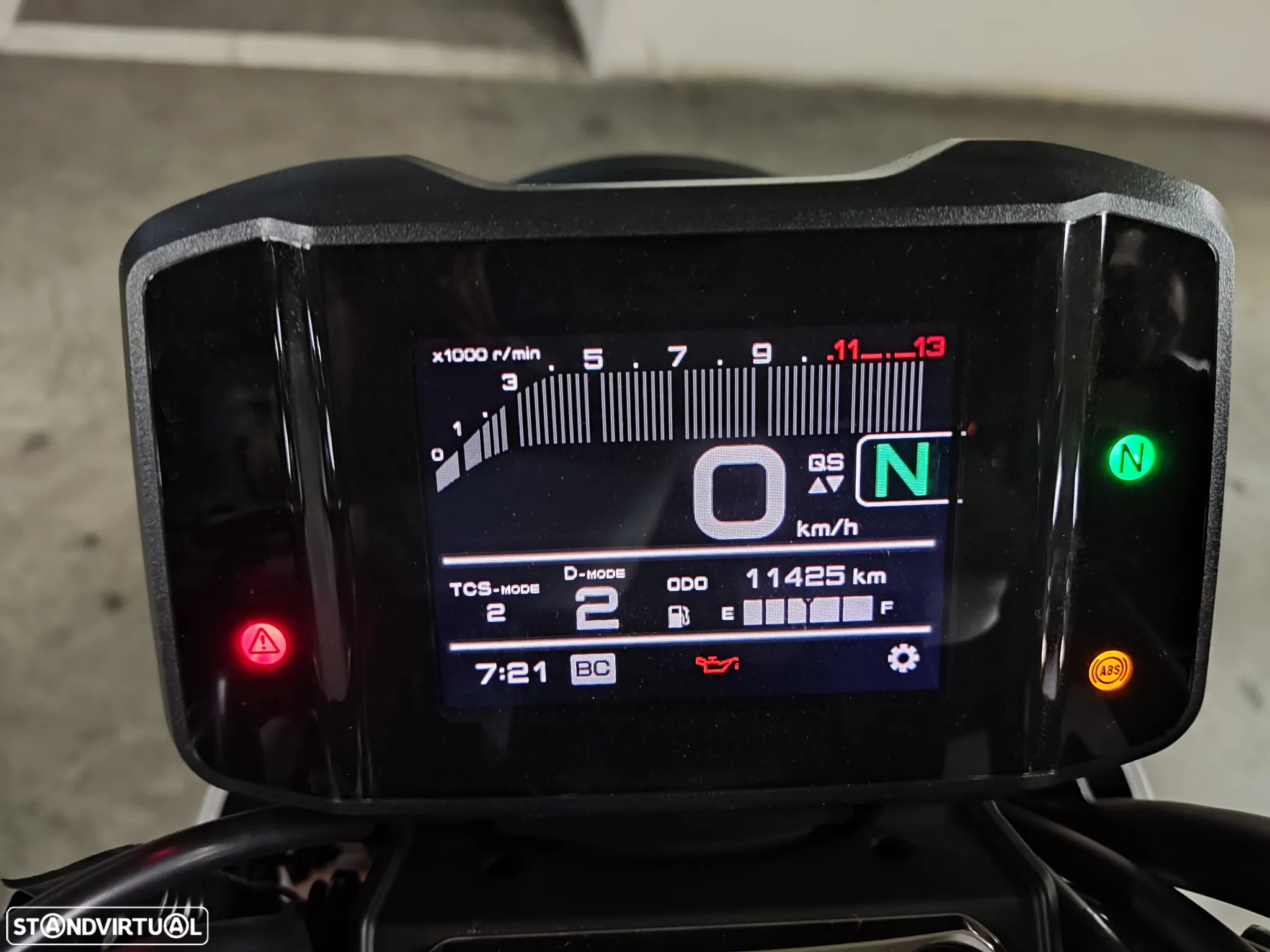 Yamaha XSR 900 - 8