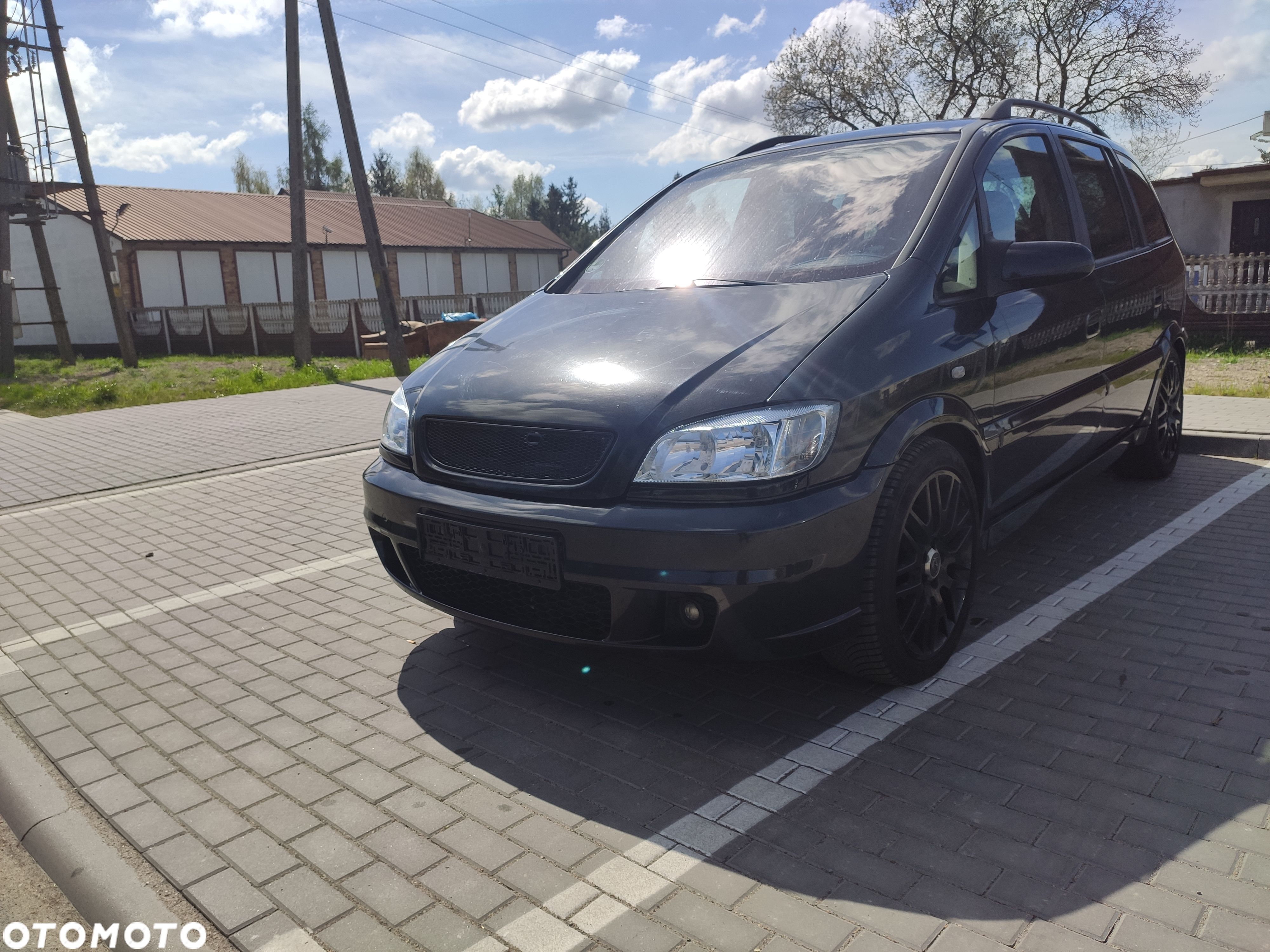 Opel Zafira 2.0 OPC - 1