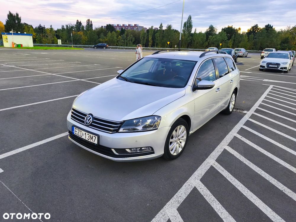 Volkswagen Passat - 2