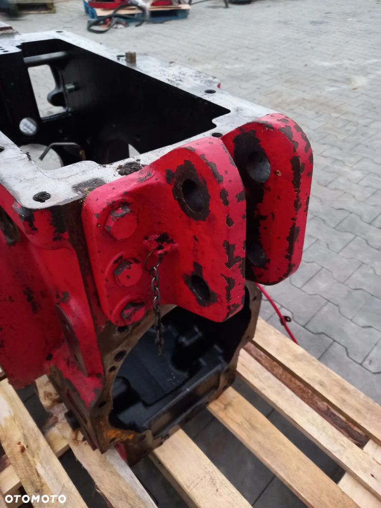 Obudowa korpus mostu tył McCormick TTX X70 XTX200 - 8