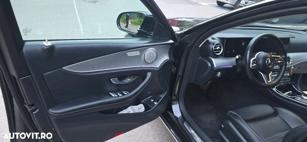 Mercedes-Benz E 220 d 4Matic 9G-TRONIC AMG Line - 13