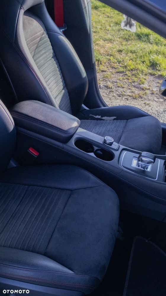 Mercedes-Benz CLA 45 AMG 4-Matic - 3