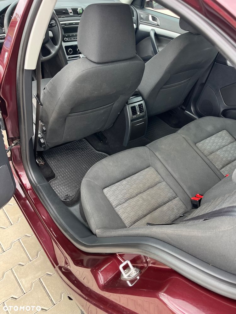Skoda Octavia 1.4 TSI Ambiente - 11