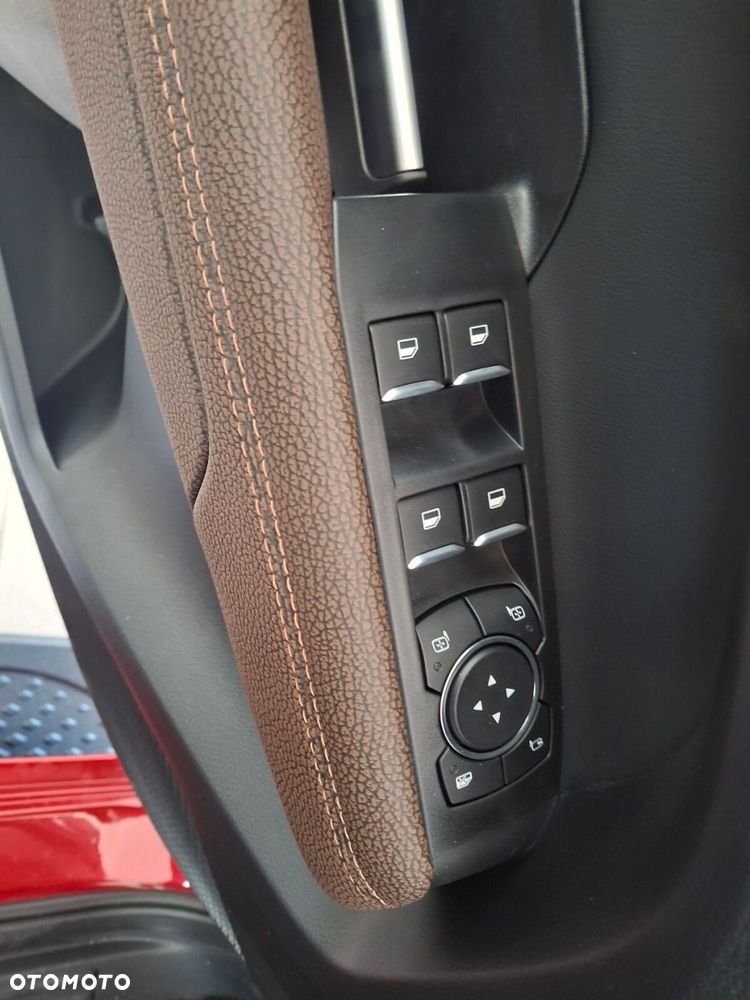 Volkswagen Amarok - 22