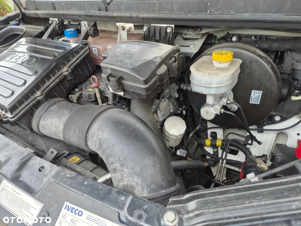 Iveco IVECO 40C15 BRYGADÓWKA KLIMATRONIK BAGAŻNIK TEMPOMAT - 29