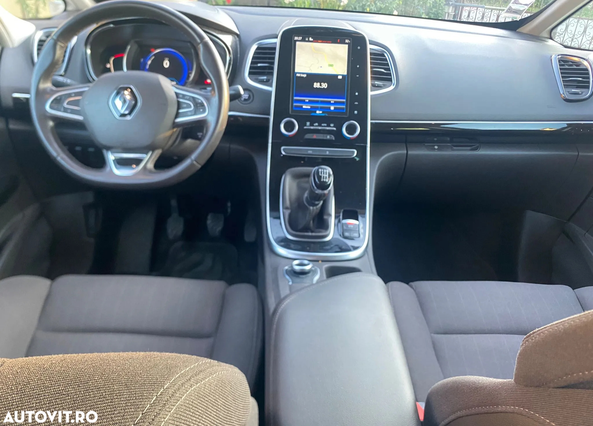 Renault Espace Energy dCi 130 Business - 3