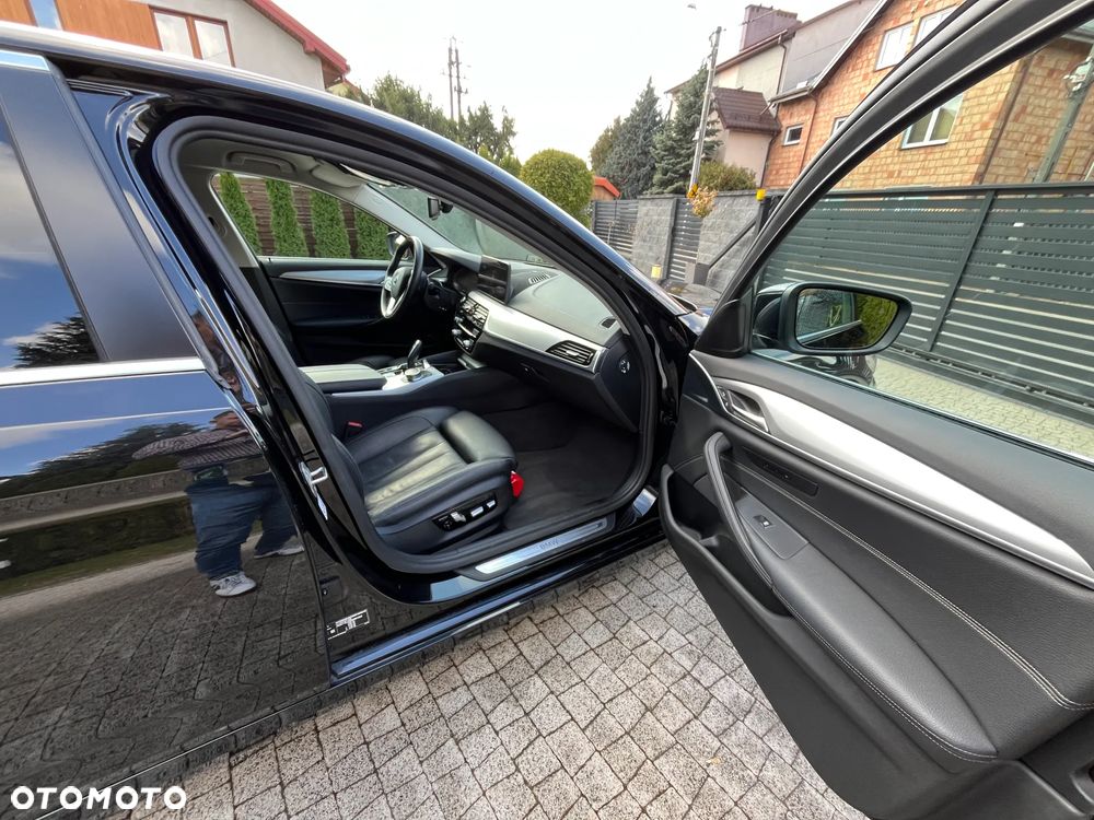 BMW Seria 5 530i GPF Luxury Line - 15