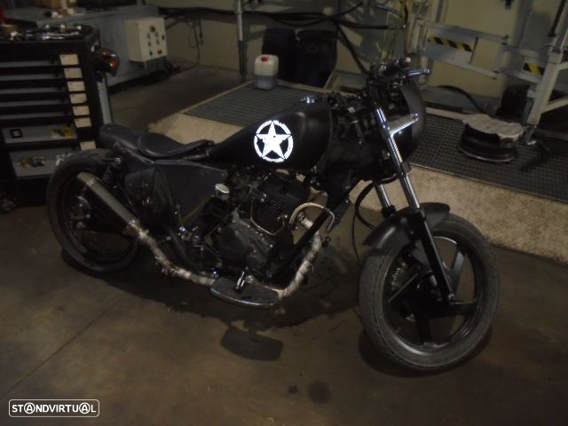 Carro MOT: ??? DAELIM VT125F 2000 125 ??? 0 PRETO GASOLINA - 2