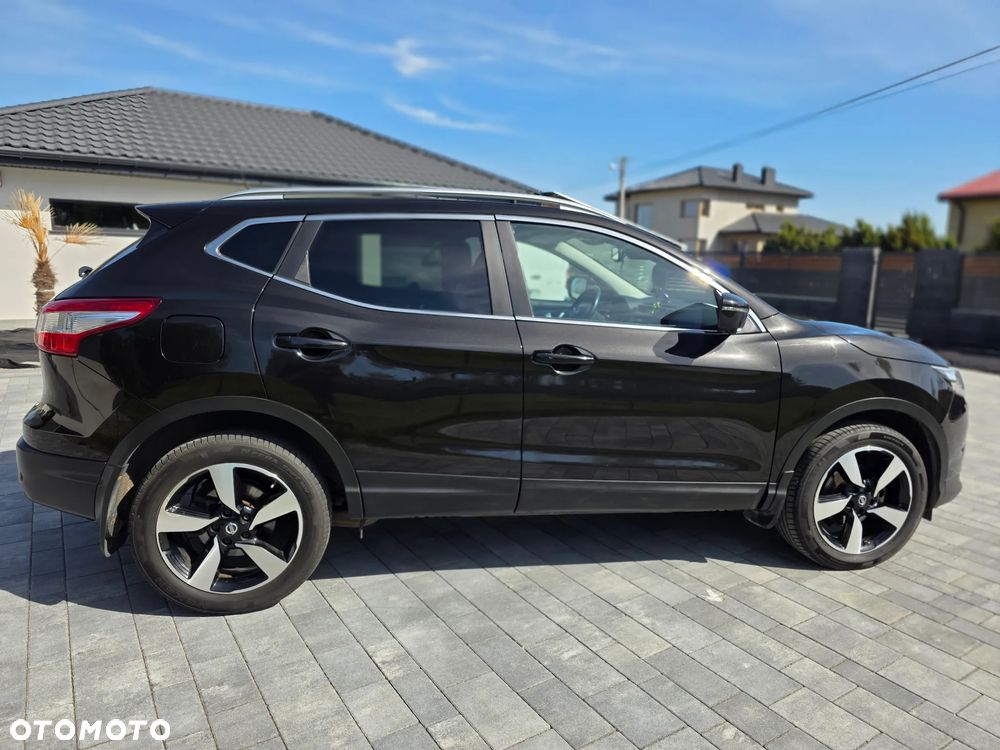 Nissan Qashqai 1.6 DCi Xtronic N-Connecta - 7