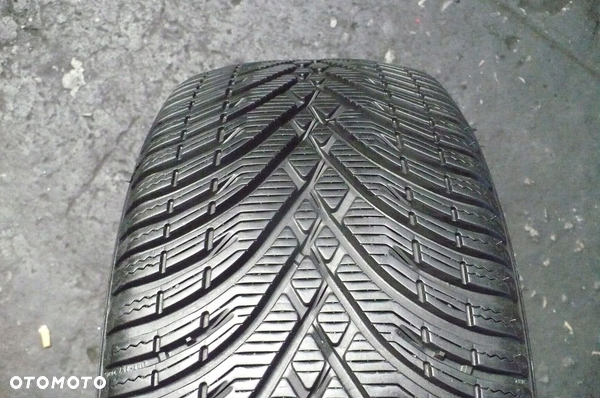 BFGOODRICH g-Force Winter 2 215/50R17 7,5mm 2019