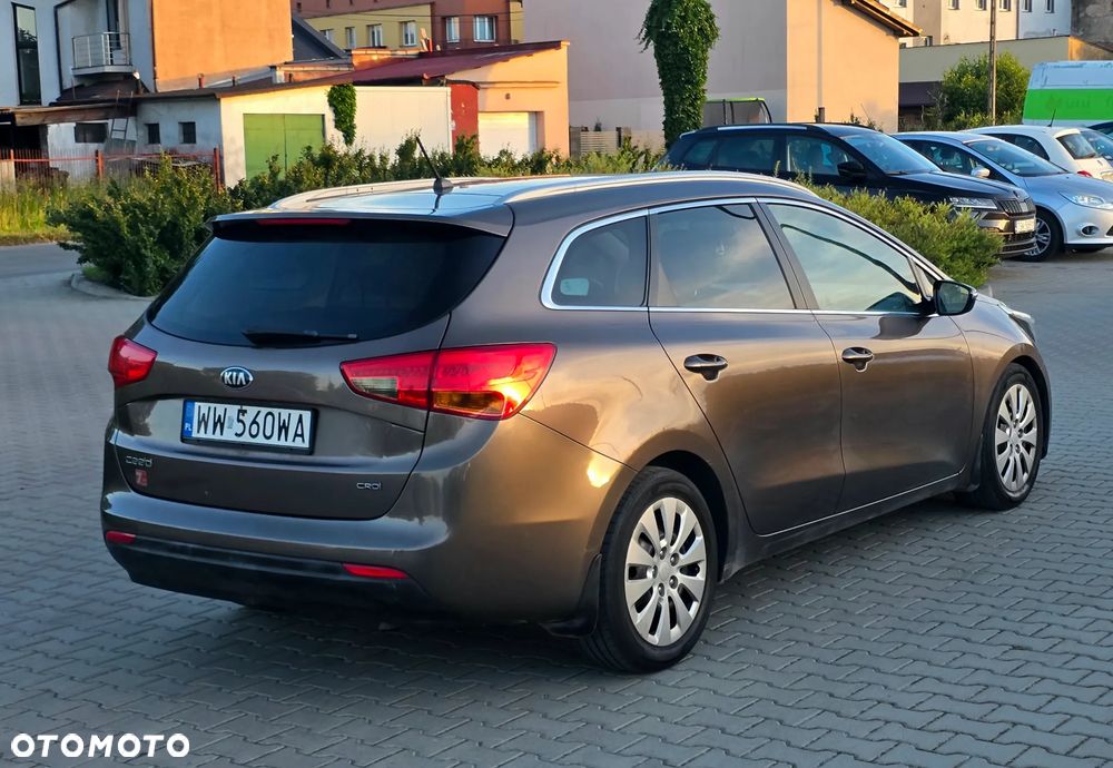 Kia Ceed - 6