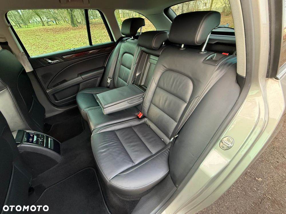 Skoda Superb 2.0 TDI Exclusive - 19